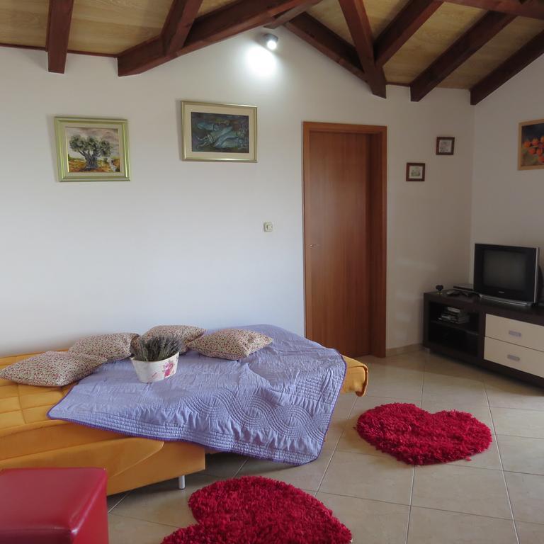 מילנה Apartmani Rita מראה חיצוני תמונה