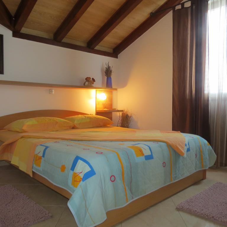מילנה Apartmani Rita מראה חיצוני תמונה