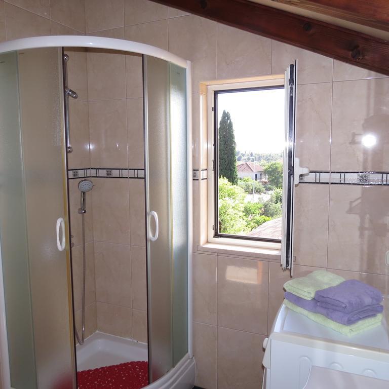 מילנה Apartmani Rita מראה חיצוני תמונה