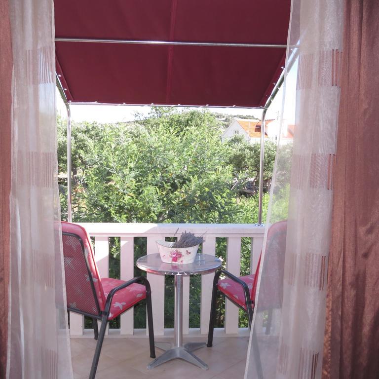 מילנה Apartmani Rita מראה חיצוני תמונה